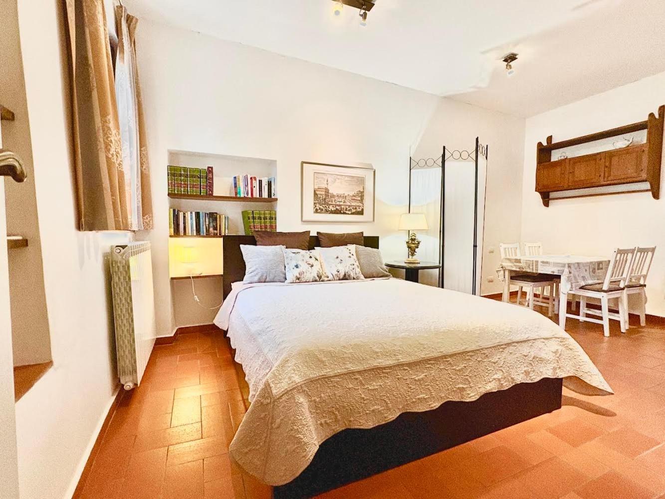 Dalu Lucilla - Private Car Park 15 Minutes To The Center Apartamento *
