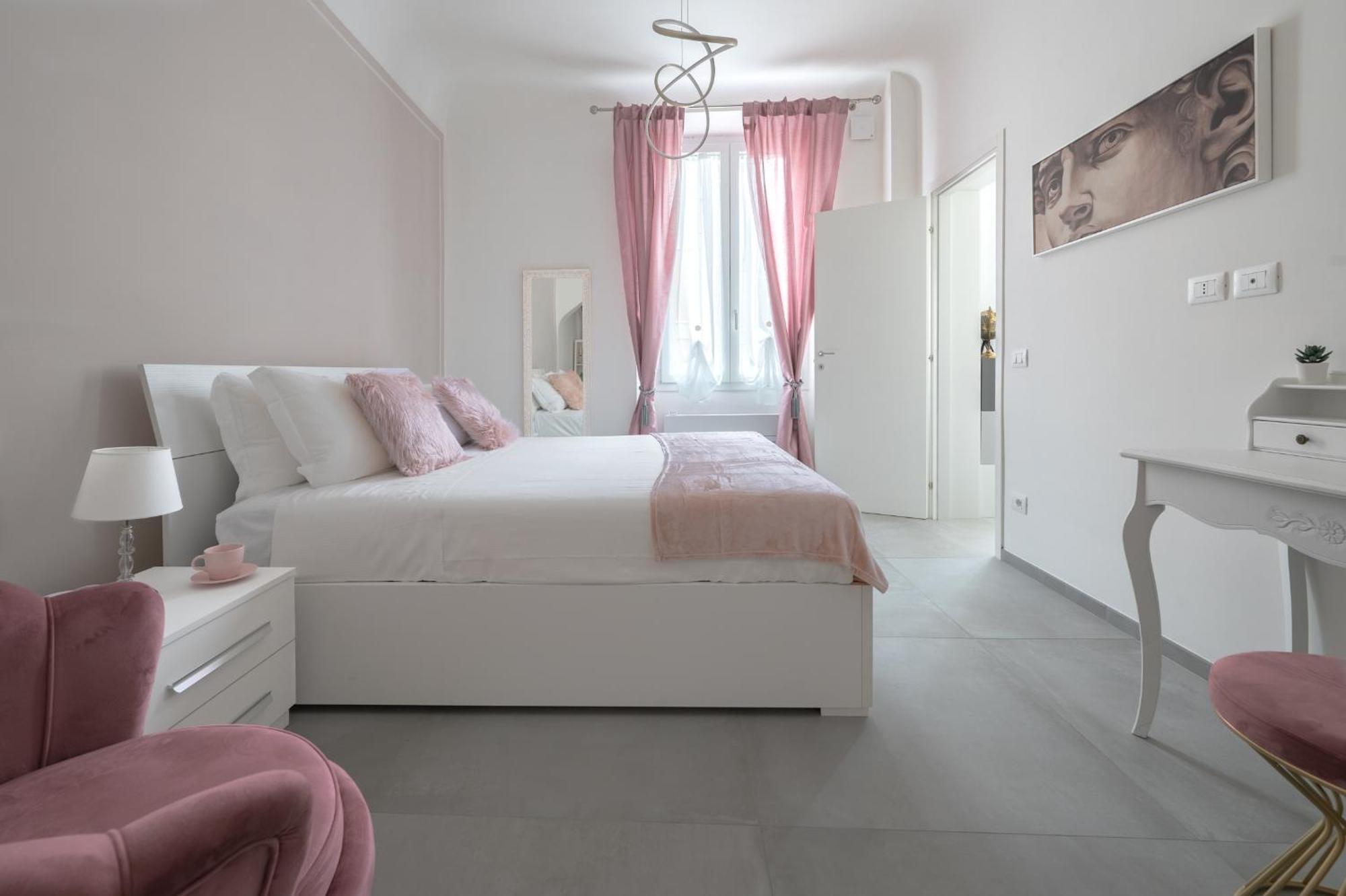 Appartamento Via Ponte Alle Mosse, 19 - Charming - A Chic, Newly Renovated Near Tram Leopolda, A Few Min From Downtown *