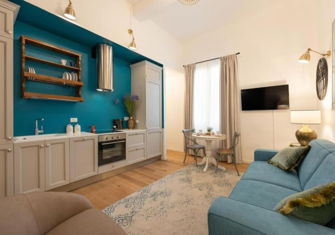 Via Dei Pepi 3 - Charming - Chic Retreat A Few Steps From Santa Croce Square * Florença