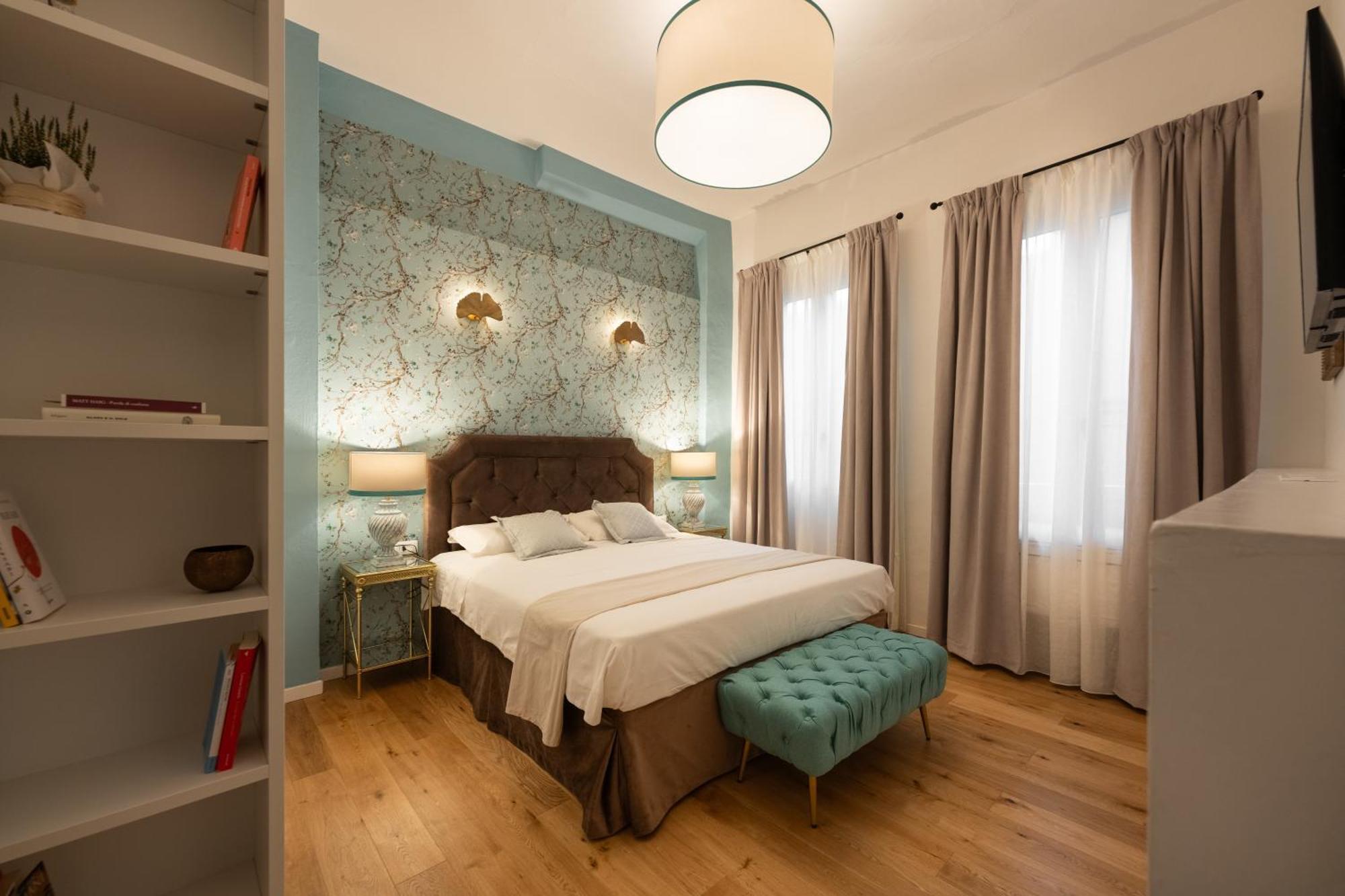 Apartamento Via Dei Pepi 3 - Charming - Chic Retreat A Few Steps From Santa Croce Square Florença