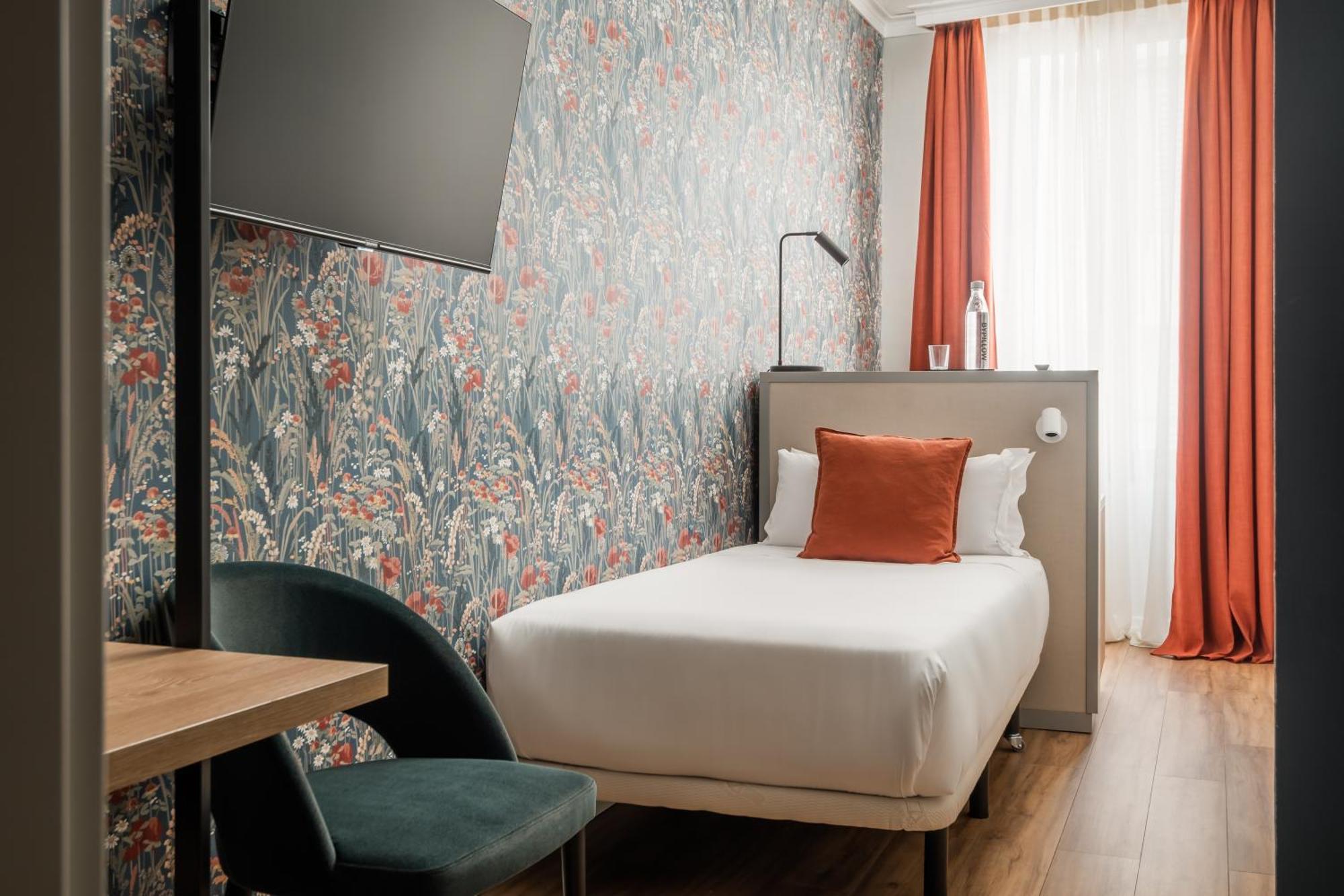 Bypillow Goldoni Hotel 3*