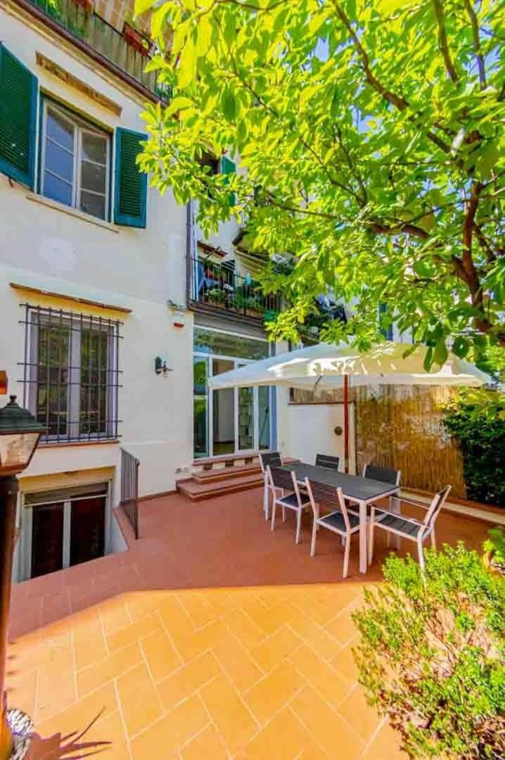 Private Oasis With Outdoor Piazza Liberta Appartement