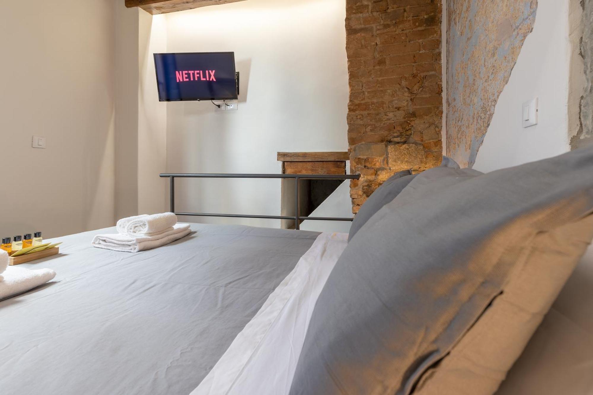 Uffizi-ponte Vecchio Mini Loft Con Affreschi Appartement *
