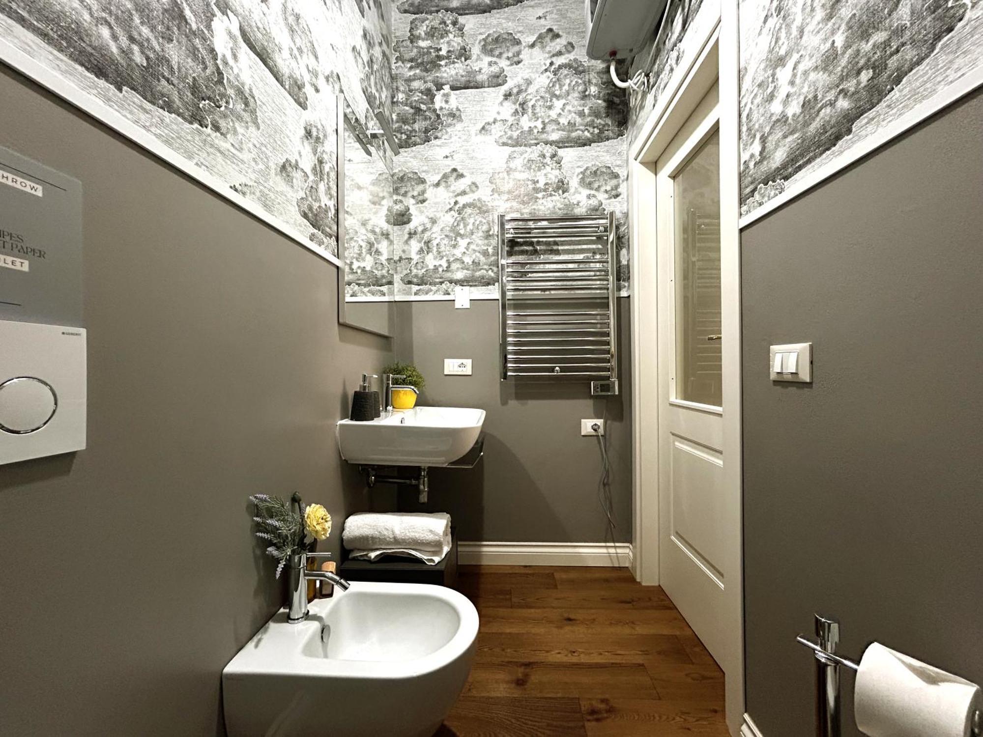 Room114 - Near The Center Apartment *
