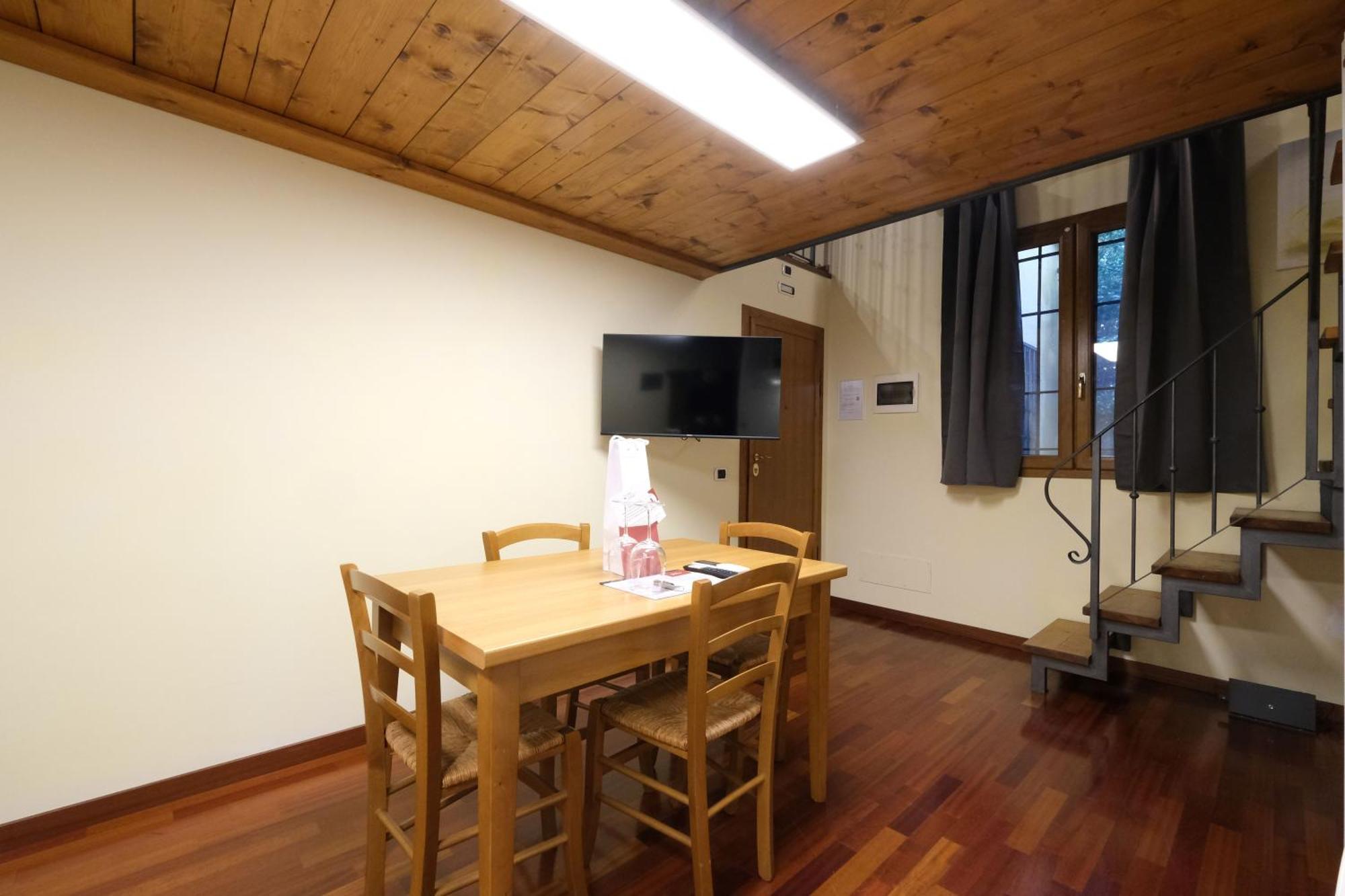 Wine Barbaresco Appartement Florence
