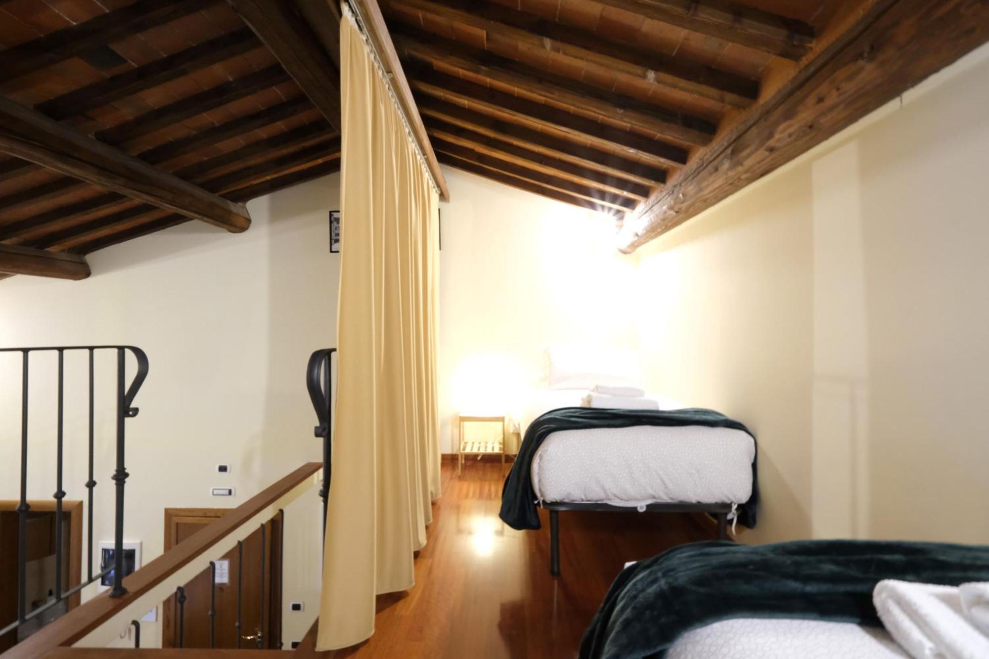 Wine Barbaresco Appartement Florence