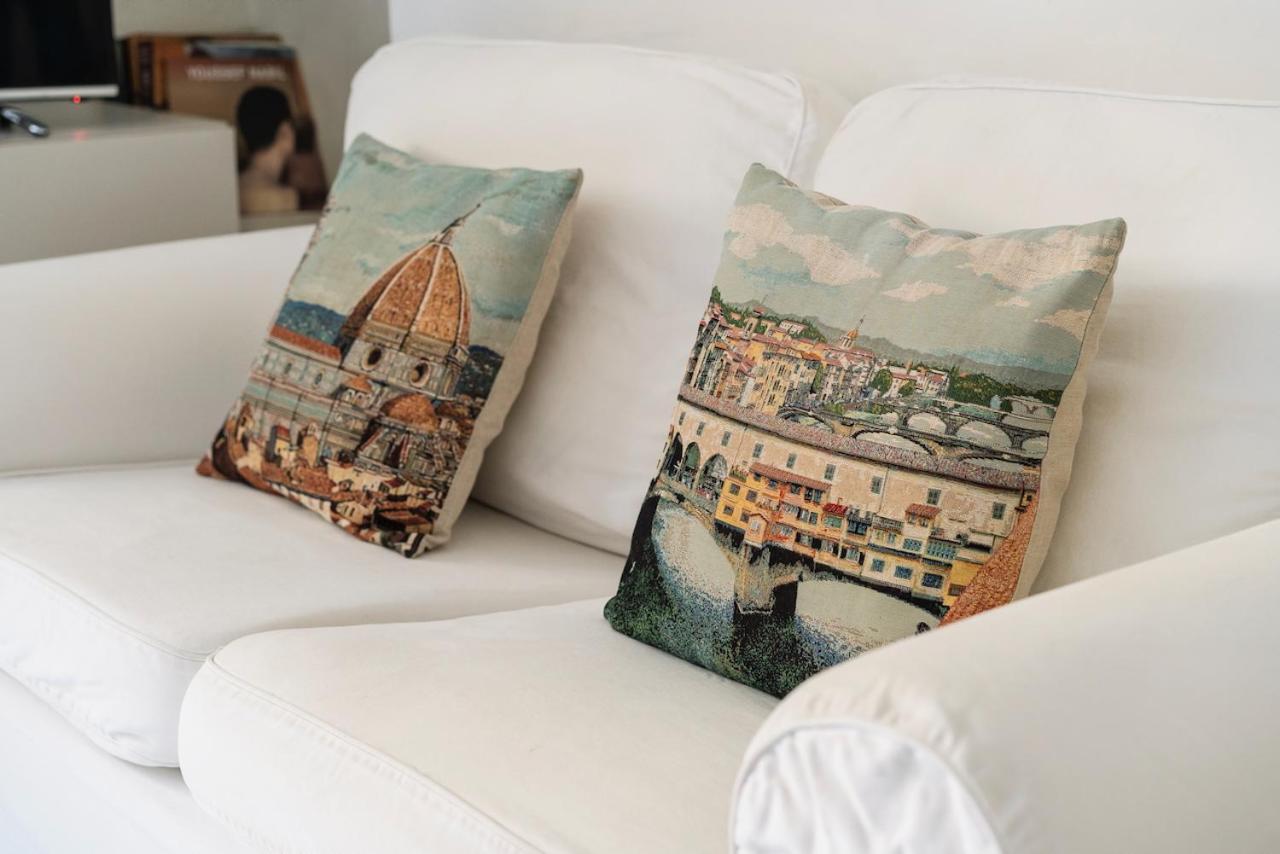 House On The Roof - Dolce * Florence