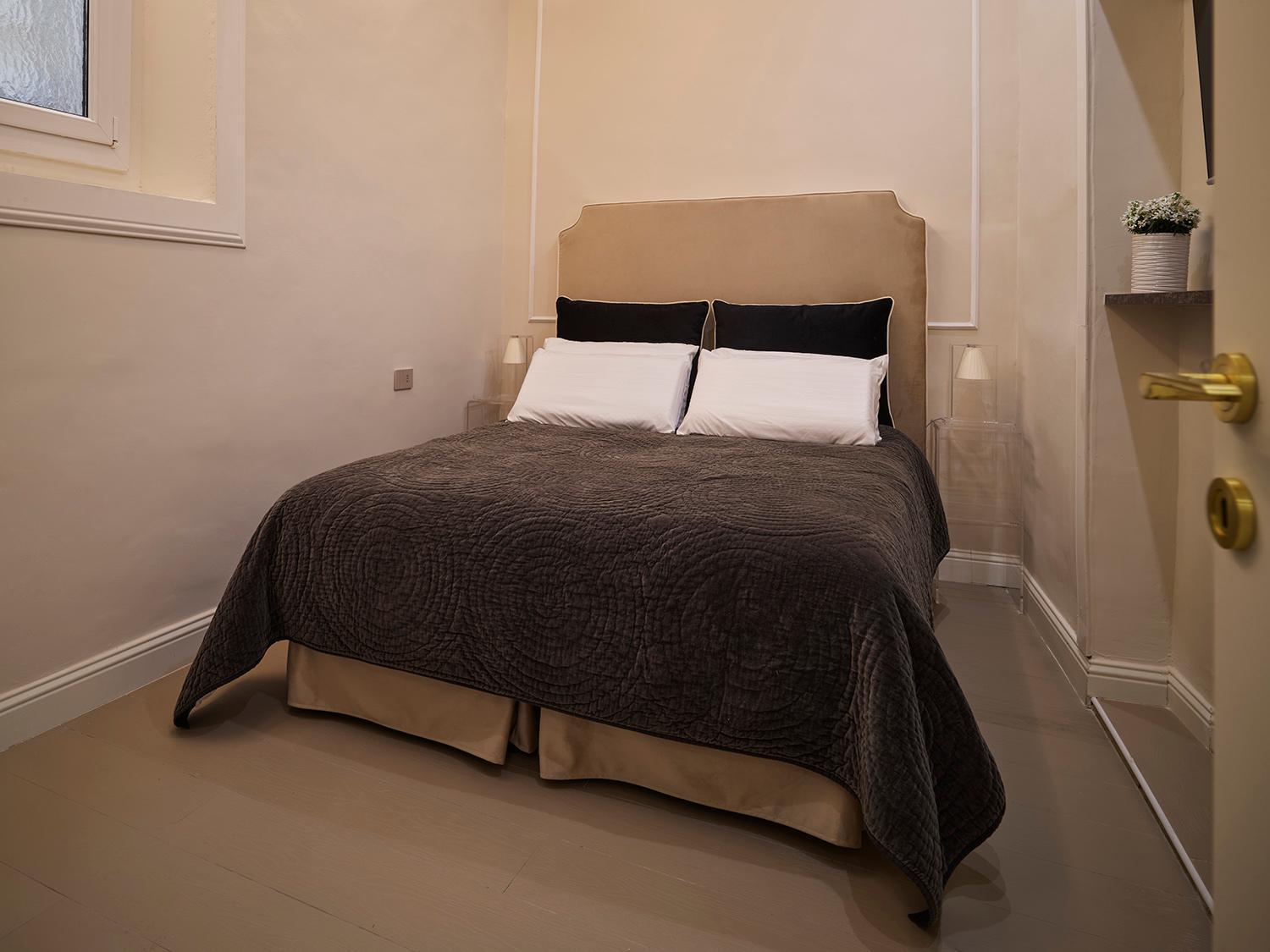 Beautiful 2 Bedroom At The Historic Center