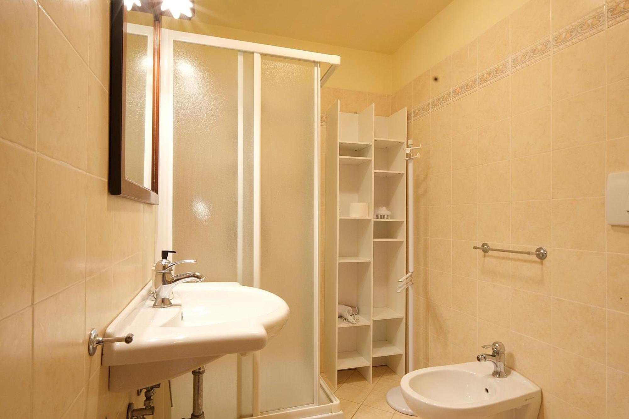 Wine Barbaresco Appartement Florence