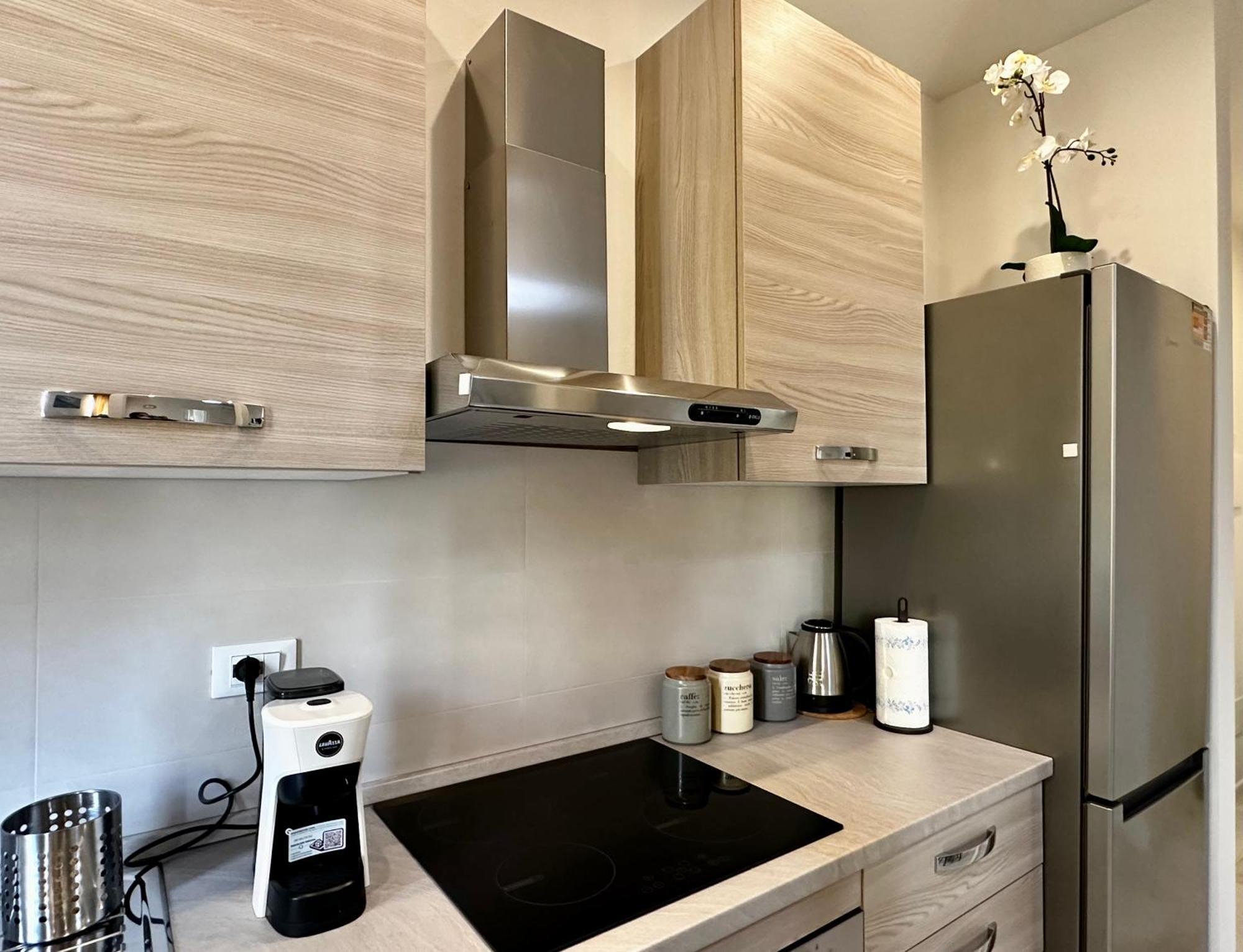 Nencionihouse- Modern Comfort Close To Center Appartamento