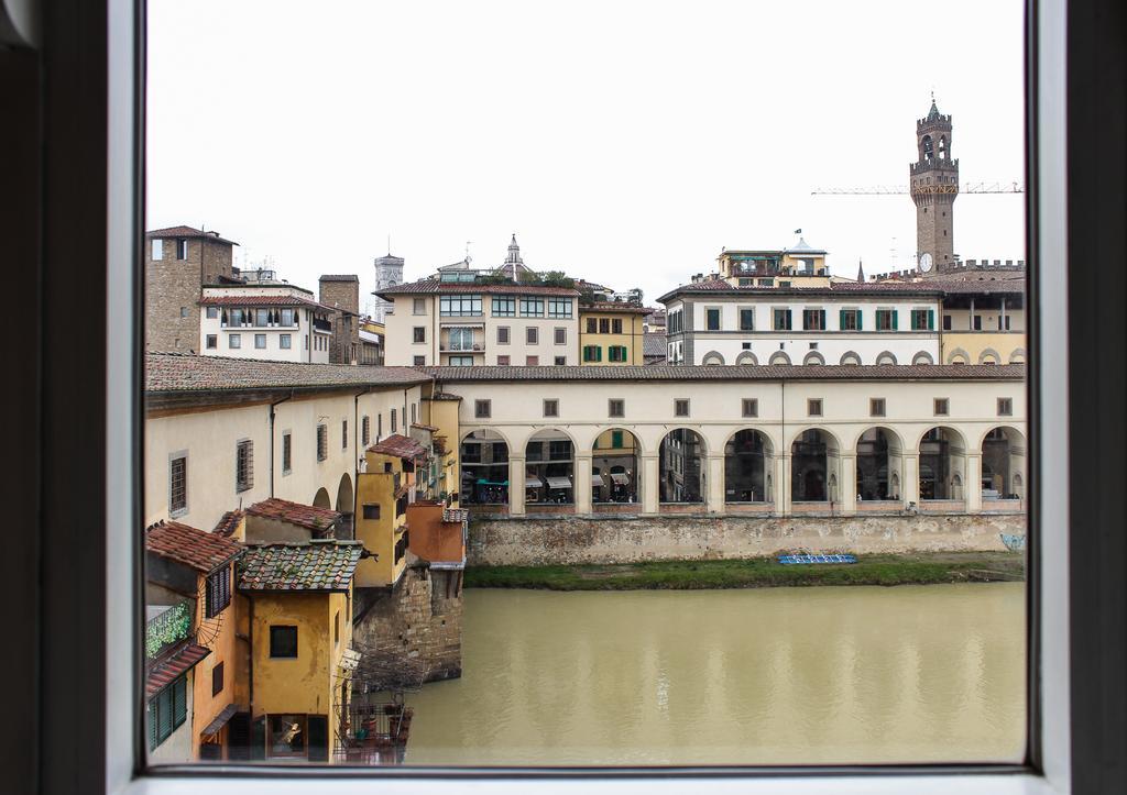 Ponte Vecchio 3 Bedroom Appartamento