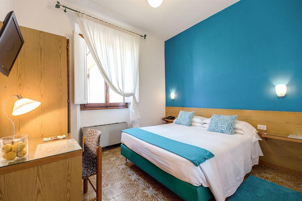 Hotel Boston