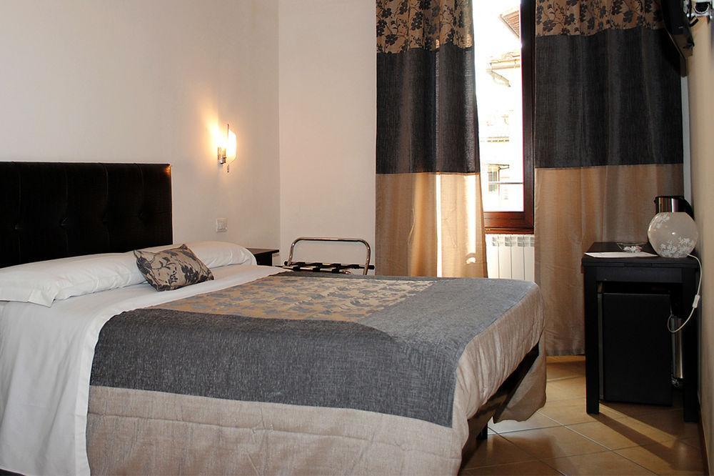 Adelaide House Gasthuis 2*