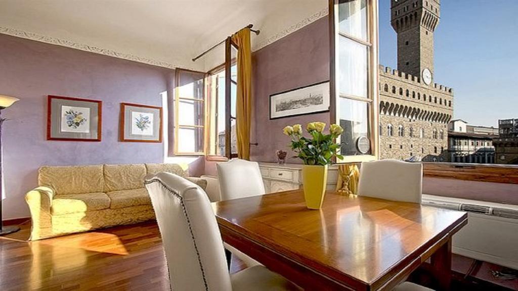 Magic Signoria Apartment