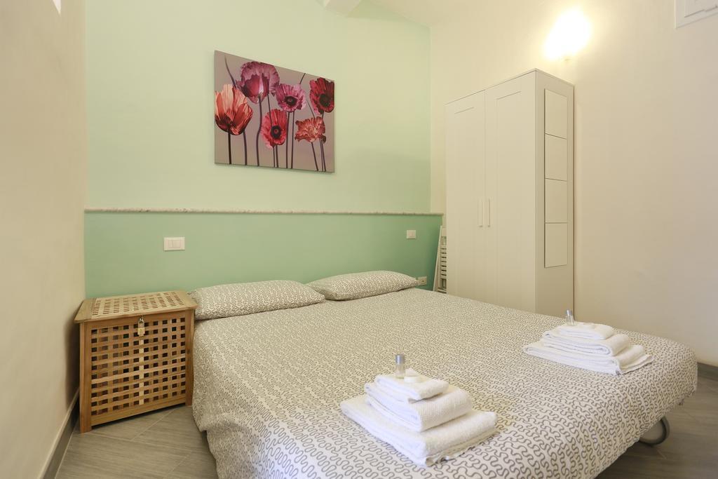 Santa Monaca 23 - Sweet Dreams In *
