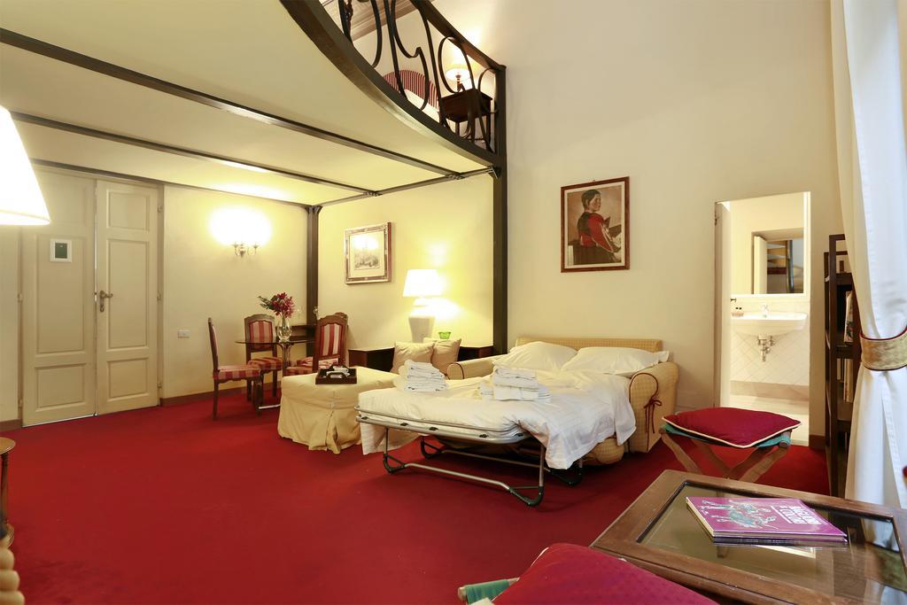 Guest house D'epoca Via Santo Spirito 6 2*