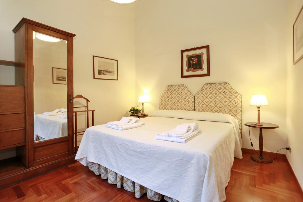 D'epoca Via Santo Spirito 6 2* Florence