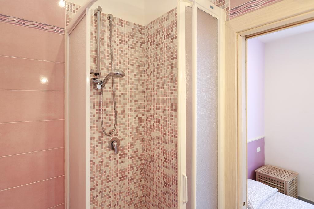 Santa Monaca 23 - Sweet Dreams In Apartment