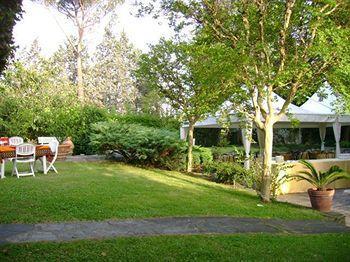 La Sosta Bed & Breakfast 2*