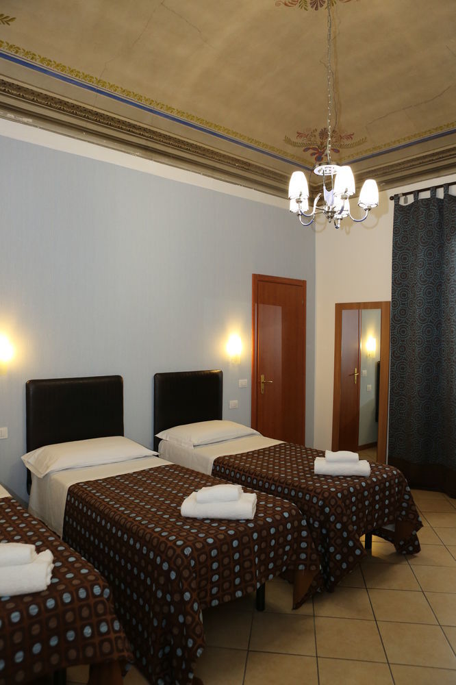 Gasthuis Adelaide House 2*