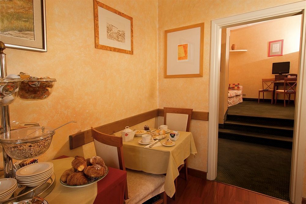 Centro Hotel 2*