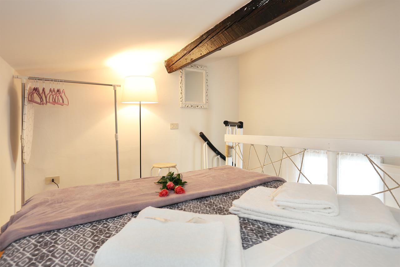 Apartment Santa Monaca 23 - Sweet Dreams In Florence