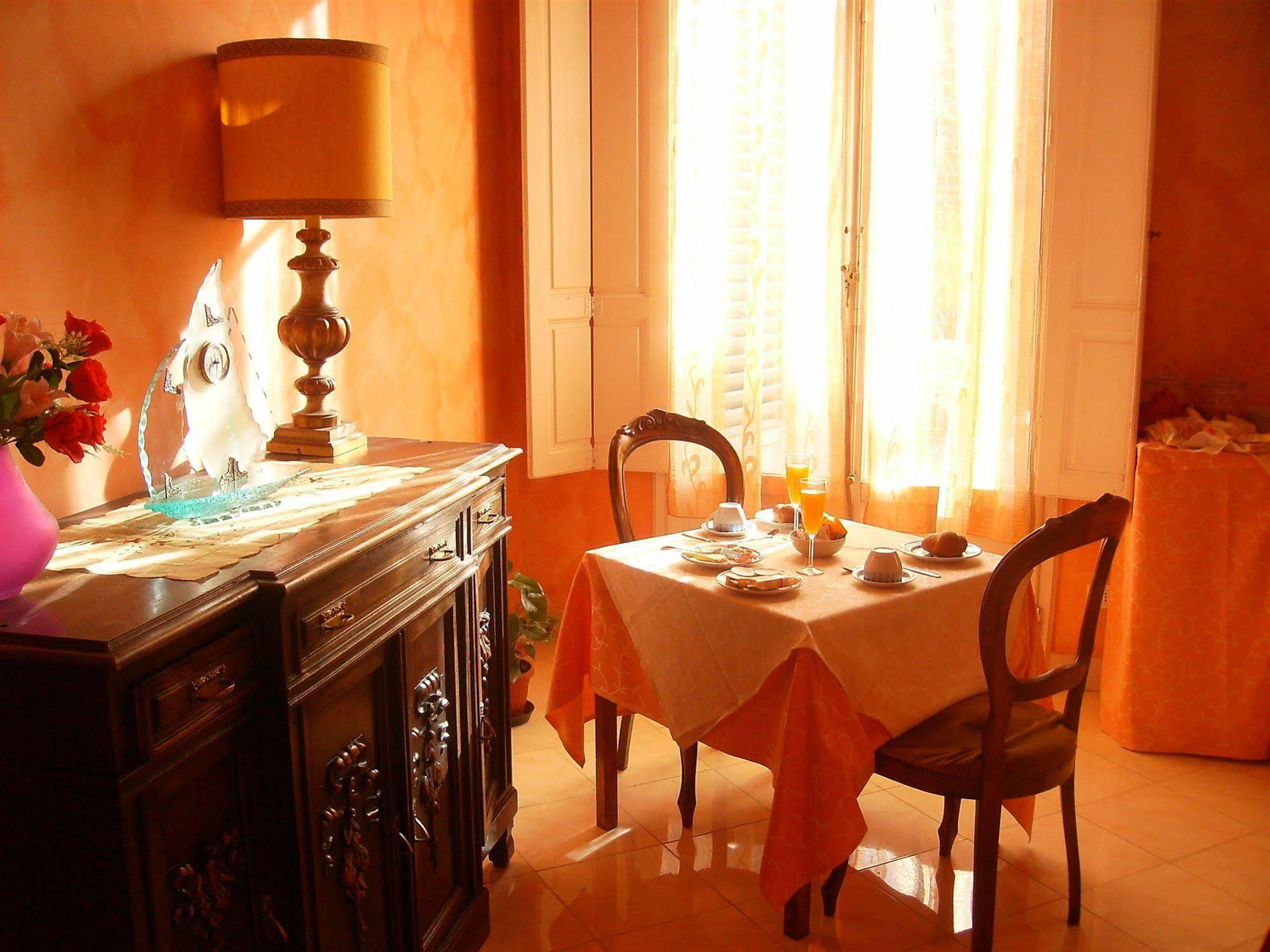La Corte Dei Principi - Residenza D'epoca Frühstückspension 3*