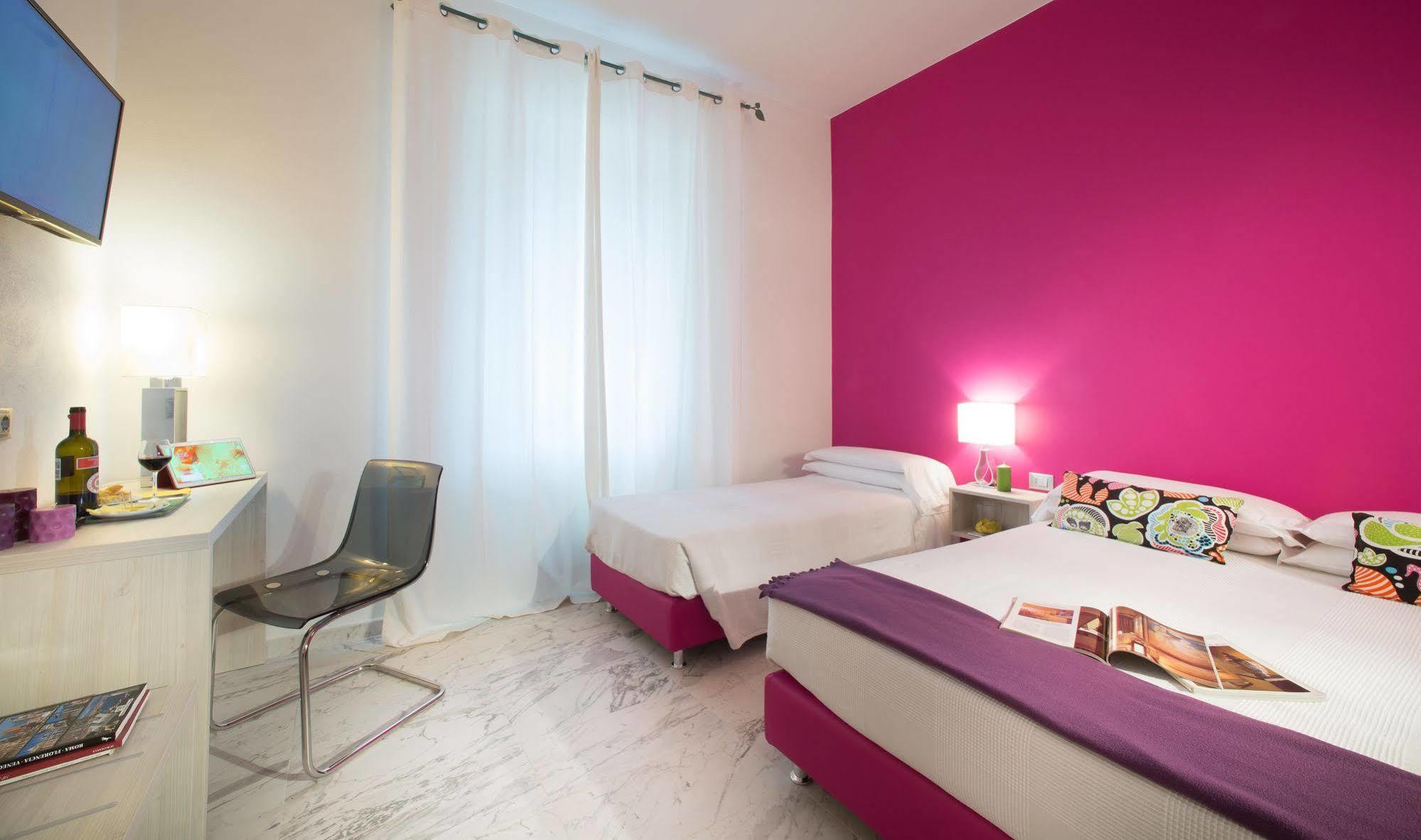Hotel Boston 3*