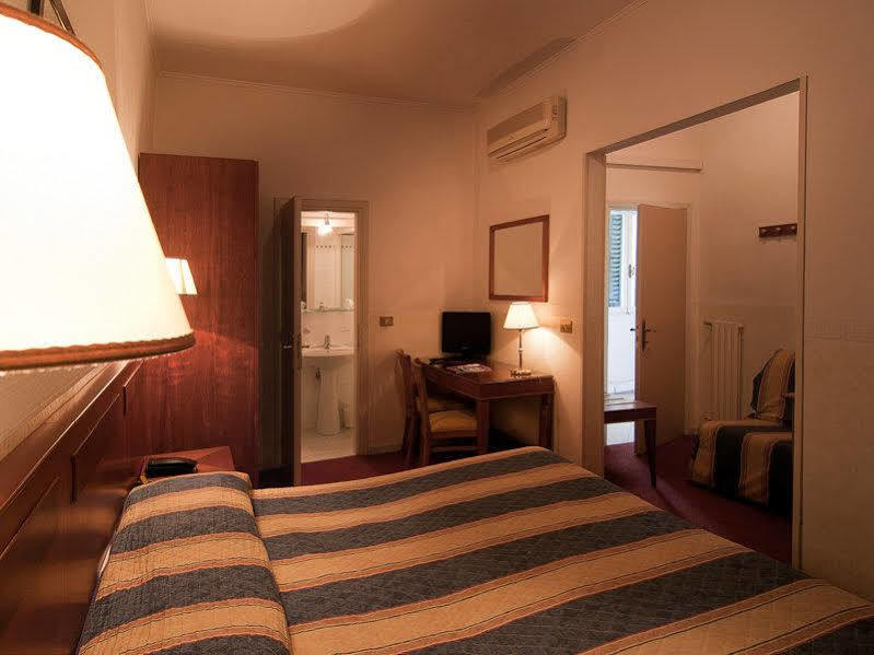 Centro Hotel 2*