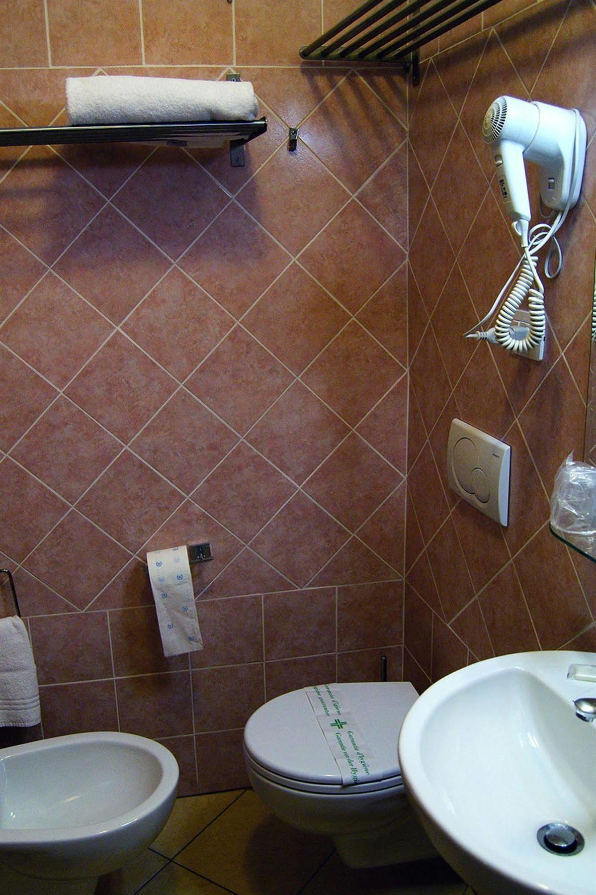 Gasthuis Adelaide House 2*