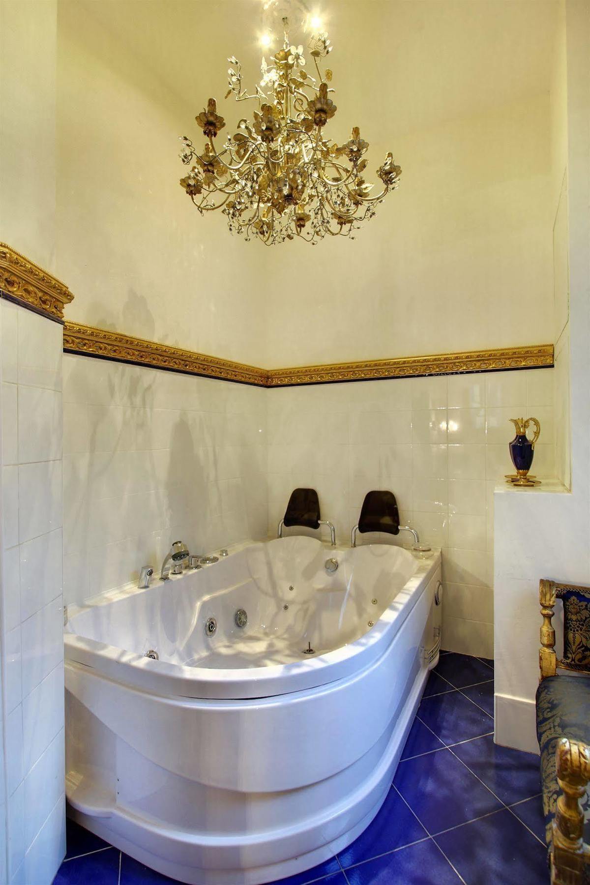 Palazzo Tolomei - Residenza D'epoca Bed & Breakfast