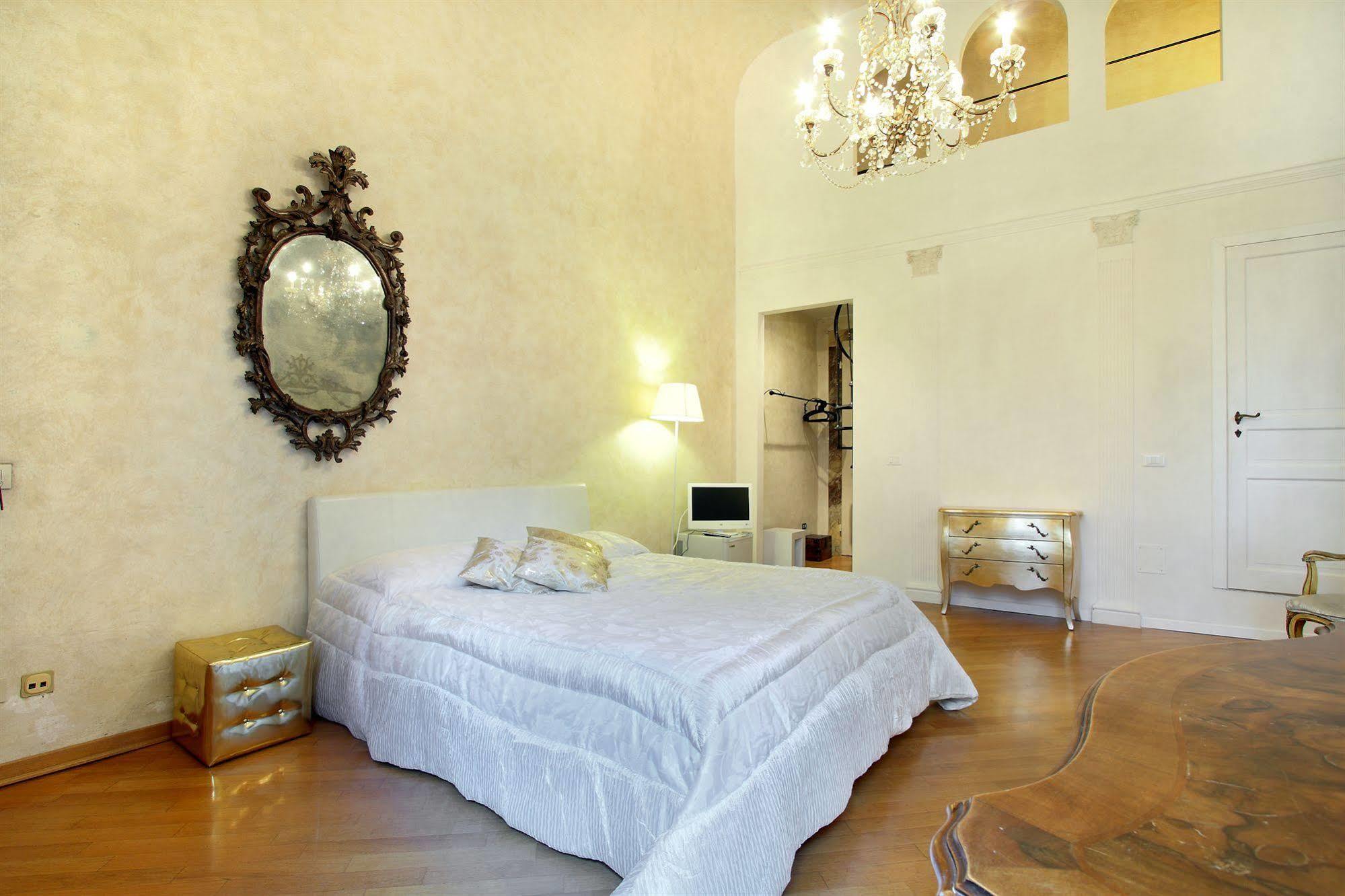Bed & Breakfast Palazzo Tolomei - Residenza D'epoca