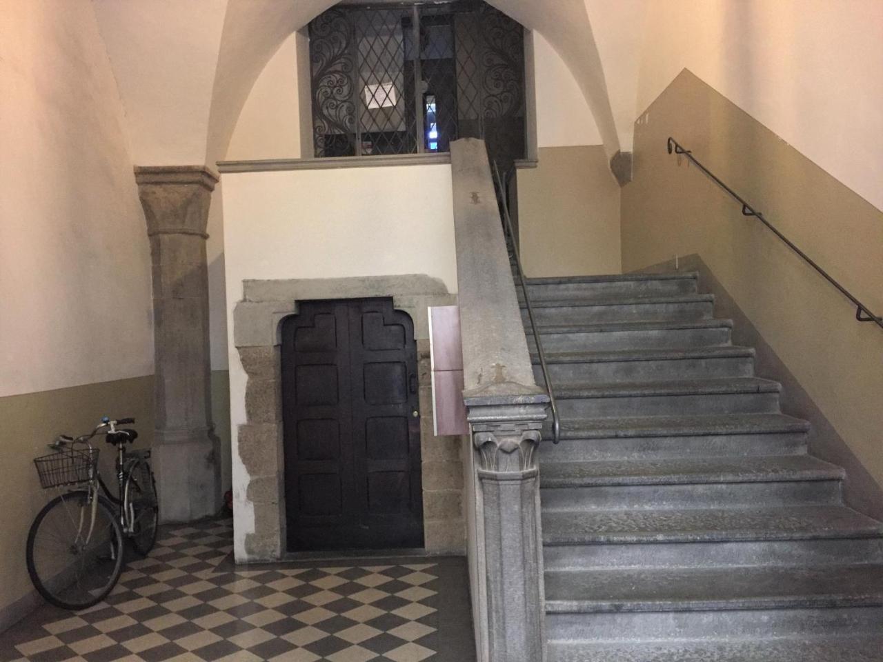 Apartment Piazza Goldoni Studio In The Heart Of *