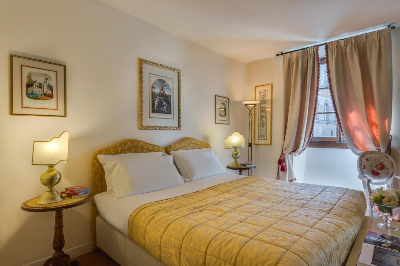 Bed & Breakfast La Casa Del Garbo - Luxury & Florence