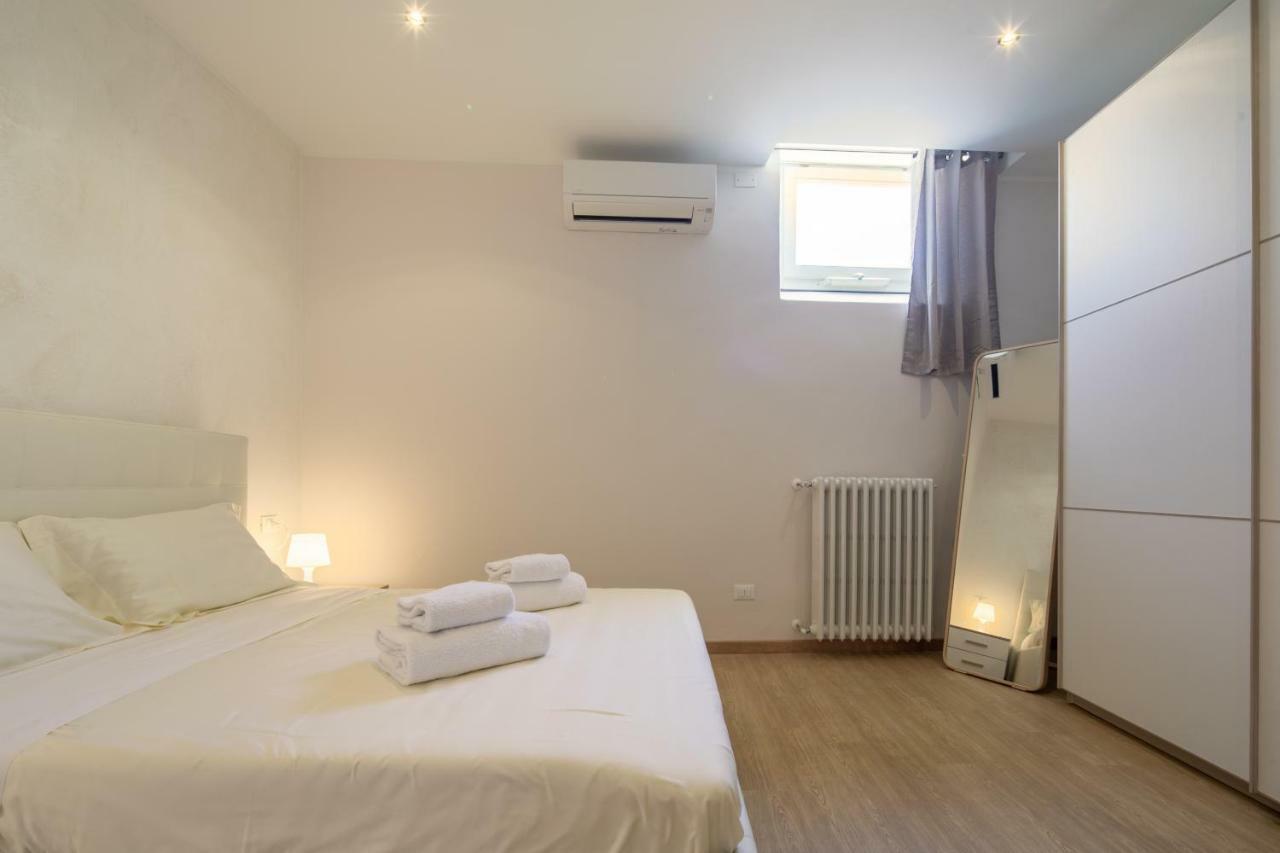 Modern Duomo View By Mmega Apartment