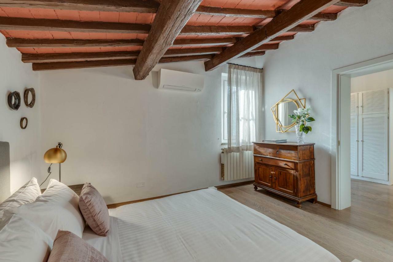 - Santa Croce Panoramic View Appartement *