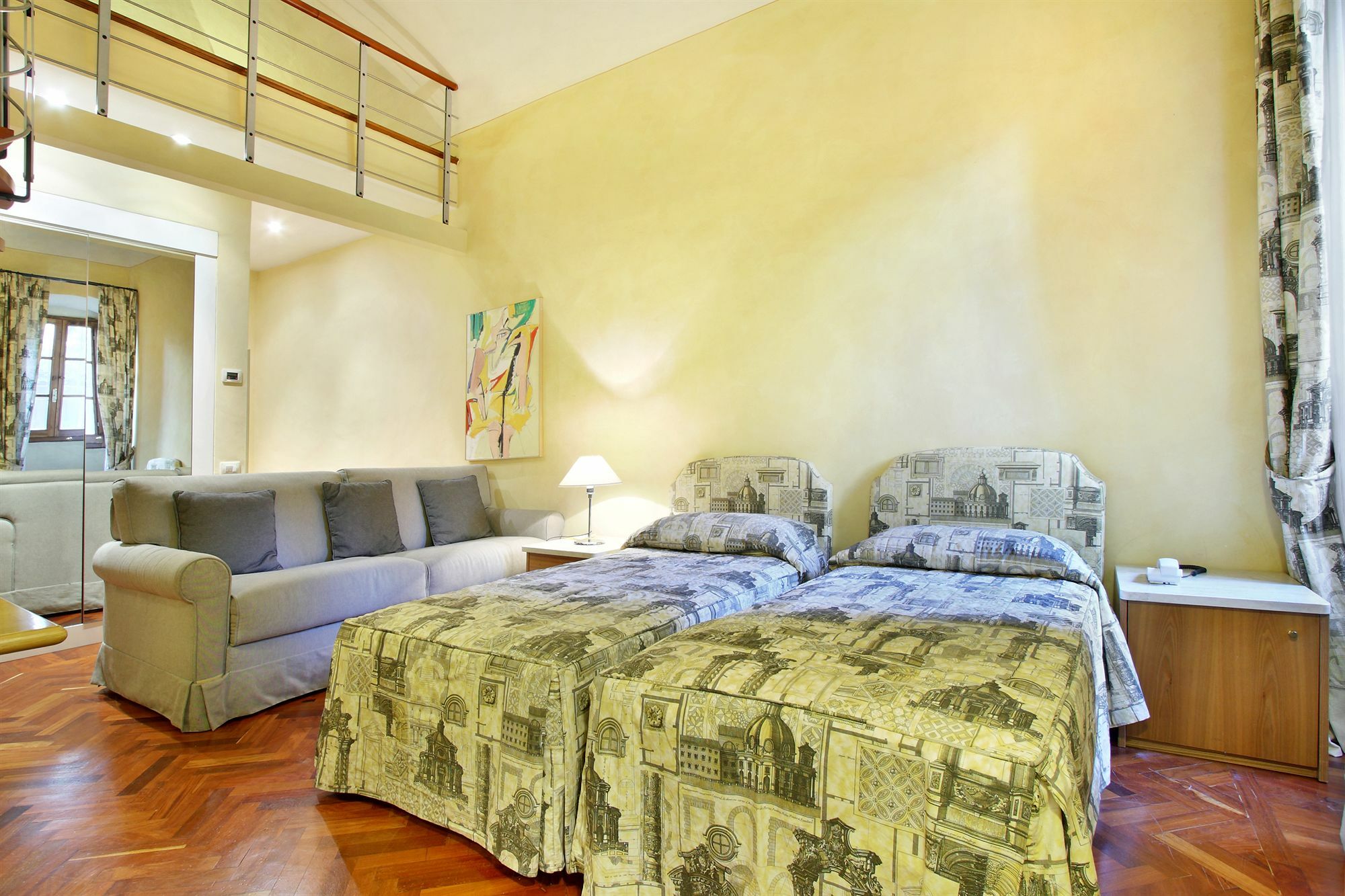 Piccolo Aparthotel 4*