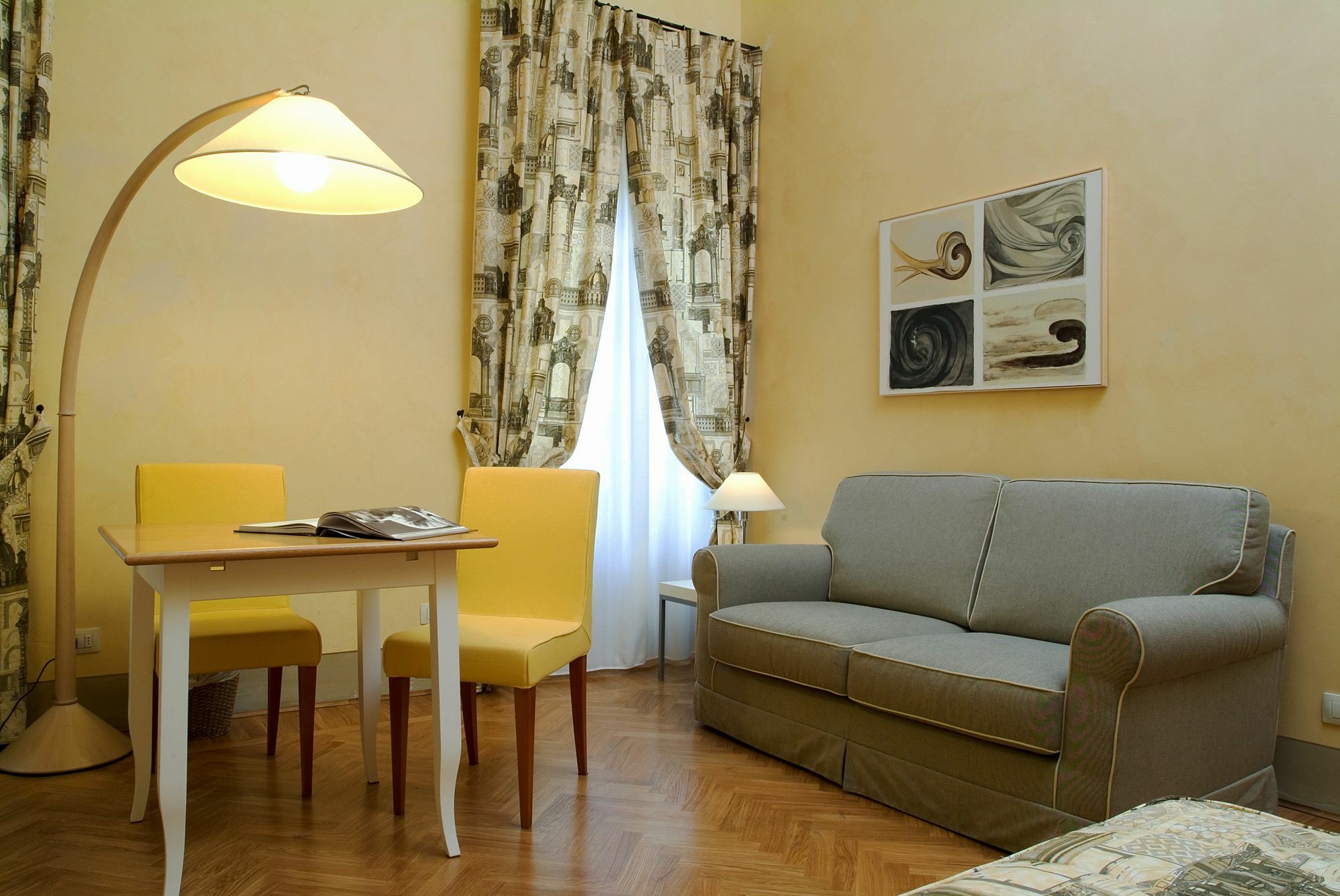 Aparthotel Piccolo 4*