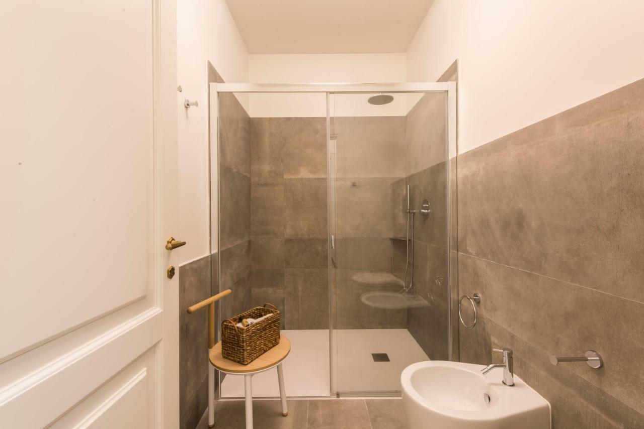 - Duomo Contemporary Apartment *