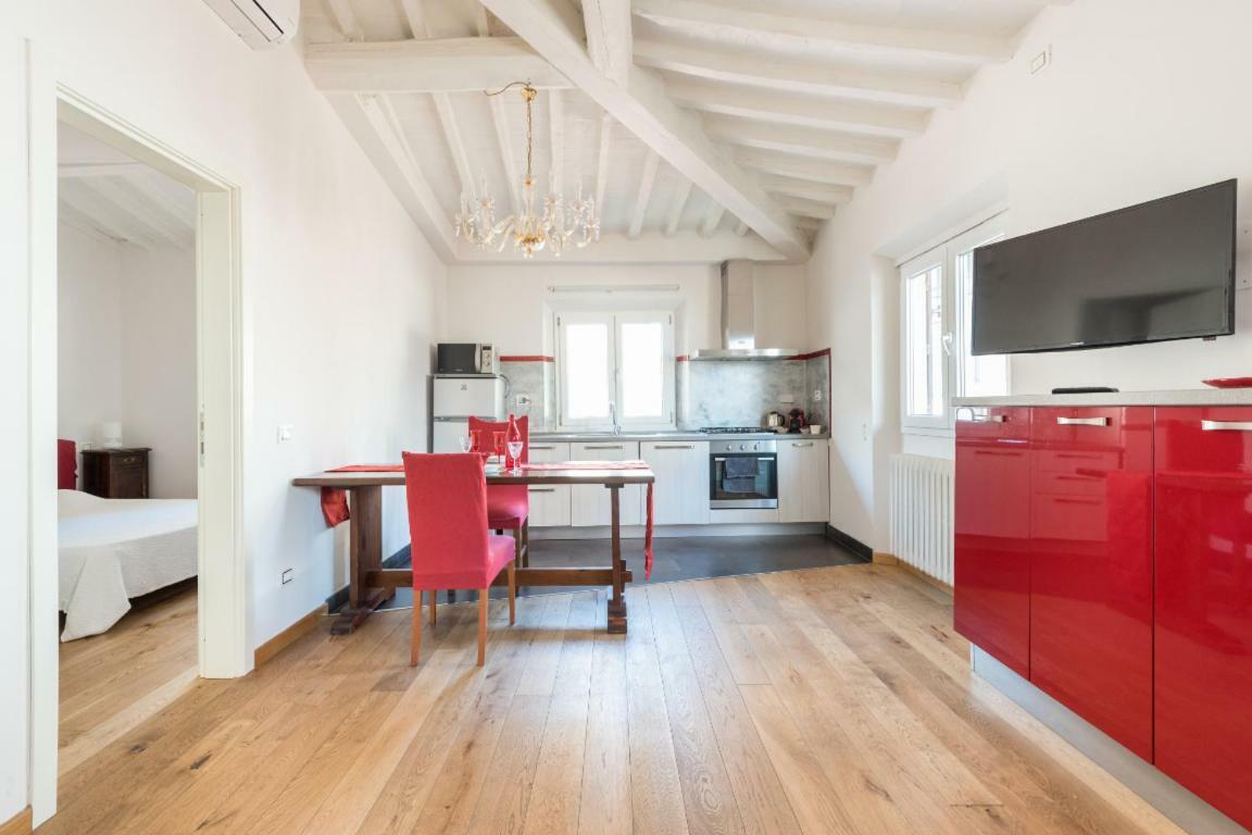 Lovewknds - Topfloor With Duomo View * Florença