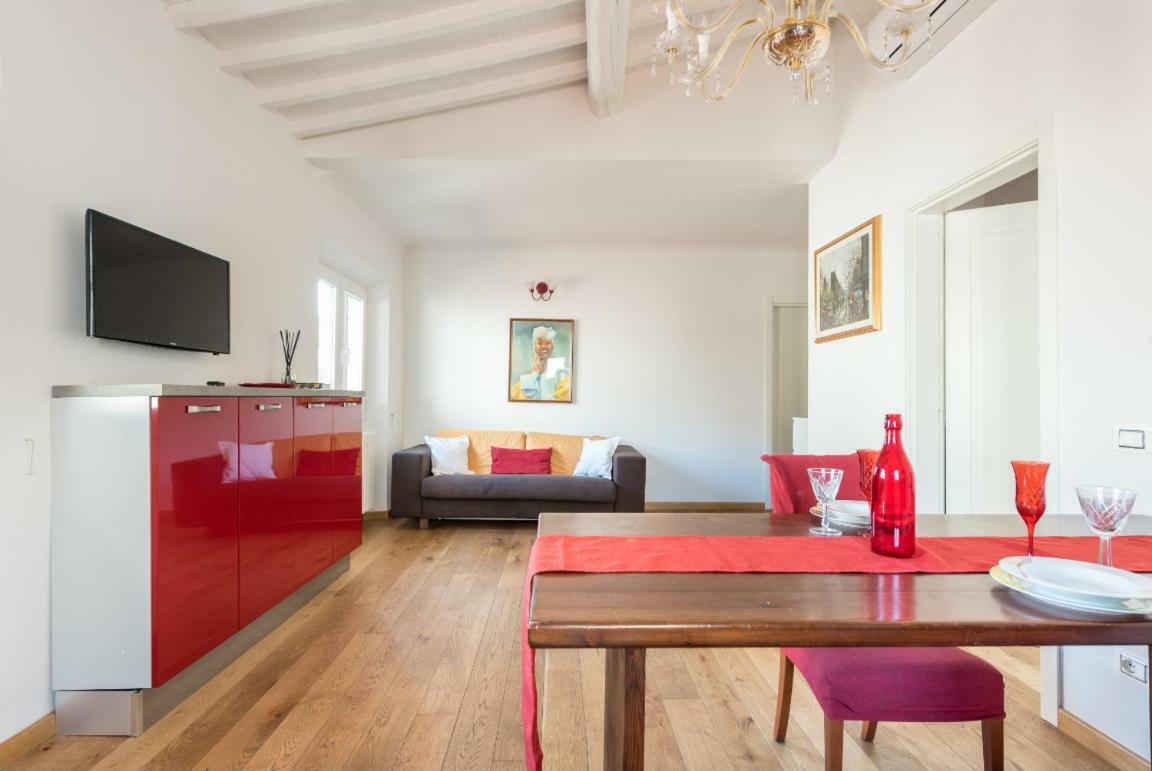 Lovewknds - Topfloor With Duomo View * Florença
