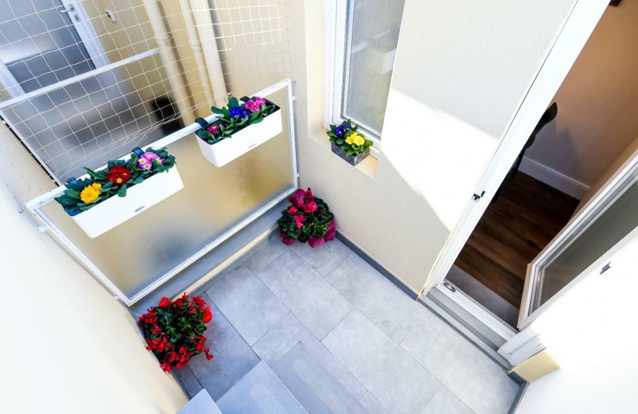 Oltrarno Lily Apartment