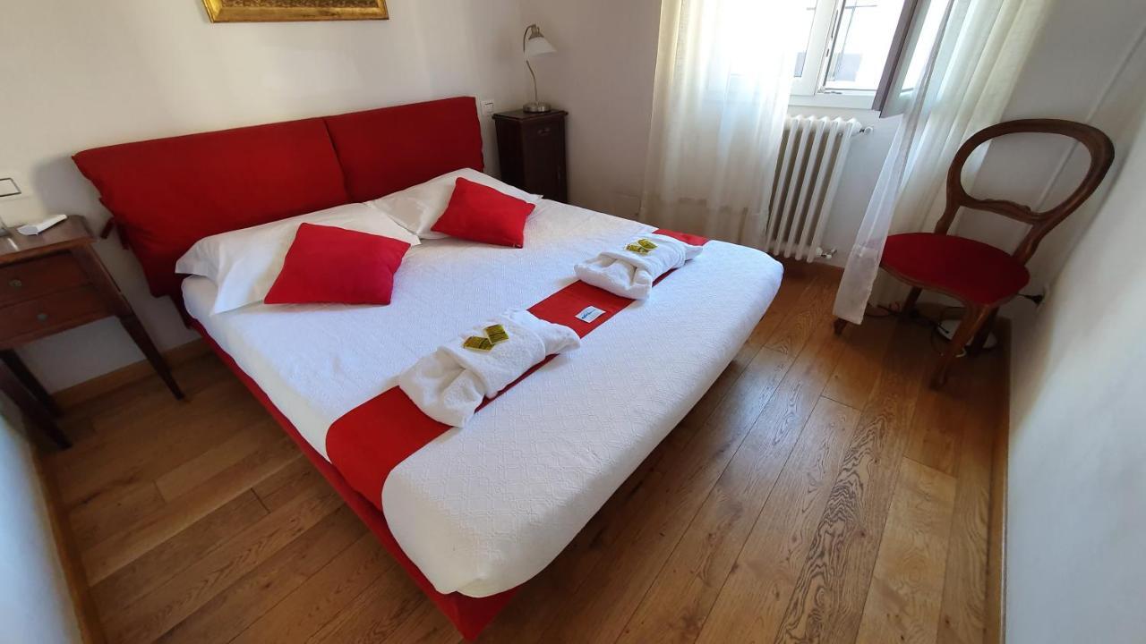 Lovewknds - Topfloor With Duomo View * Florença