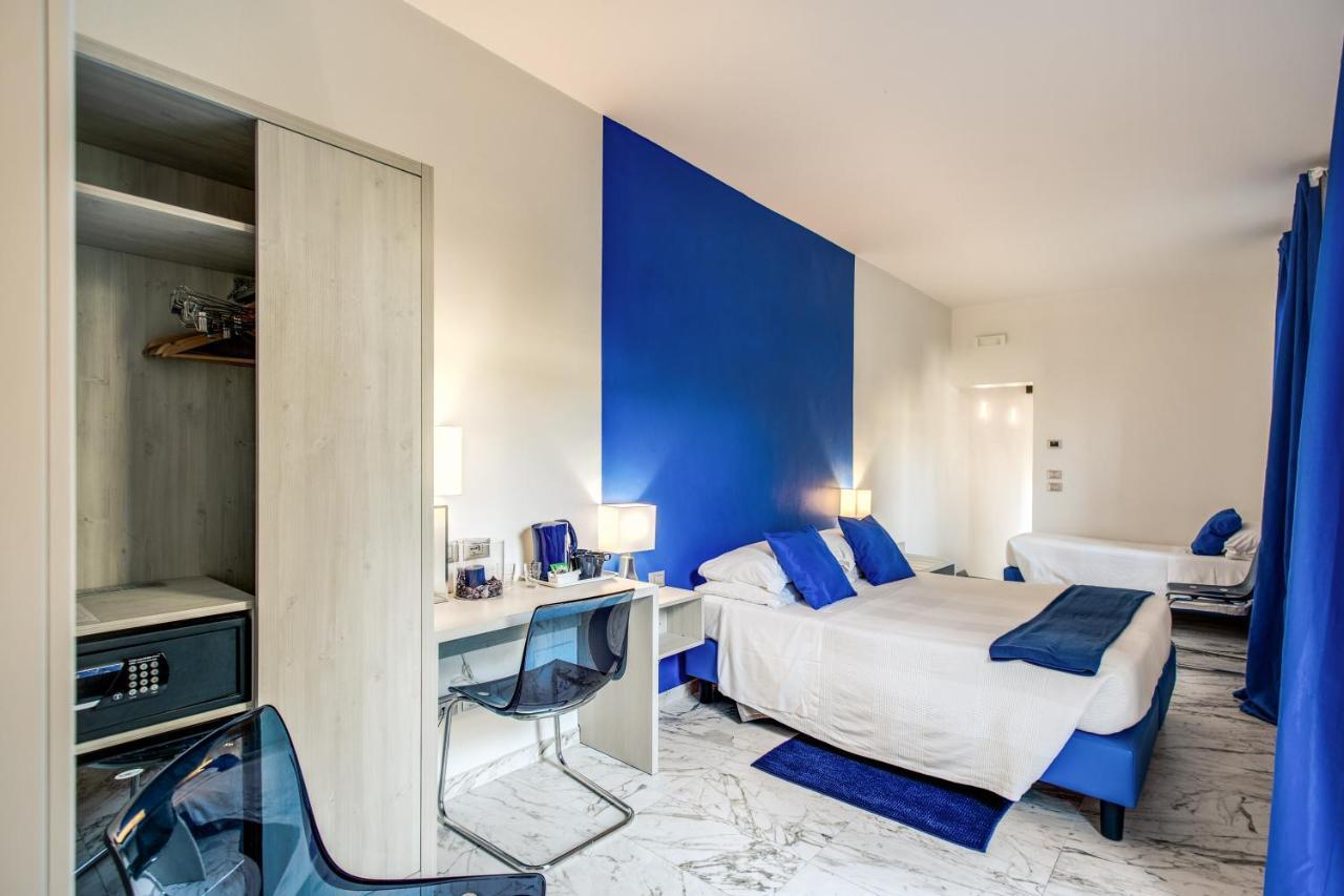 Boston Hotel 3*