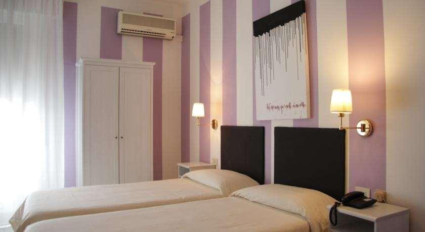 Alex Hotel