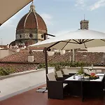 Penthouse With Big Terrace Duomo View