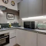 Neri Apartment