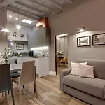Neri Apartment