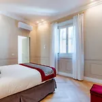 Genteel Home Via Della Spada