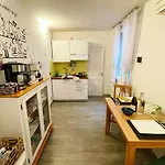 Leonardo Apartments